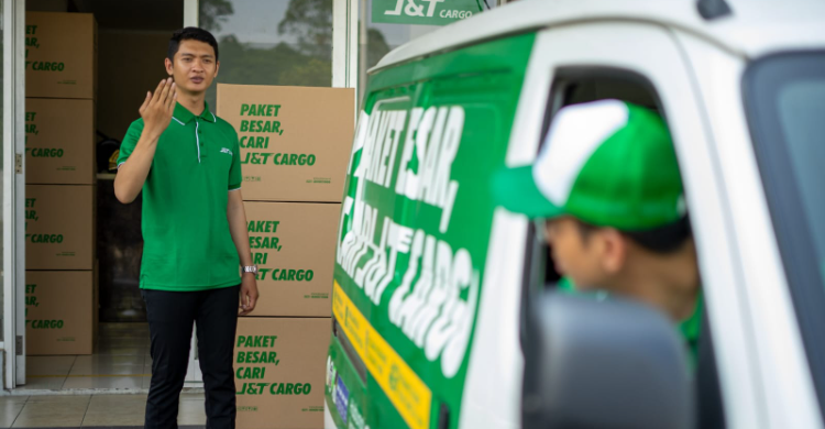 JNT CARGO SARIHARJO (SLM036B)